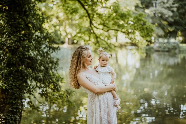 What specific vitamins and minerals are essential for maintaining heart health?